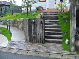 福岡県小郡市K様邸新築外構のデザイン例。ナチュラル・モダン・カントリーなデザイン。