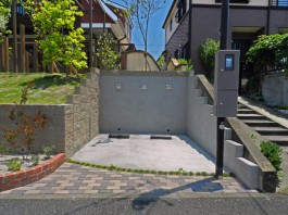 福岡県糸島市W様邸ガーデン工事のデザイン例。車庫も1台分増設リフォームしました。