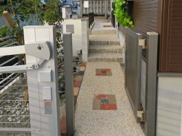 福岡県太宰府市の新築外構・門まわり・玄関工事例。おしゃれでモダンなデザイン外構。