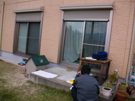 福岡県糸島市にてお庭にわんちゃんと過ごす屋根や扉・窓で囲ったお部屋を作りました。